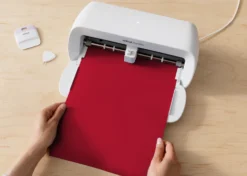 Cricut Joy Xtra Smart Iron-On Rosso 24,1cmx61cm