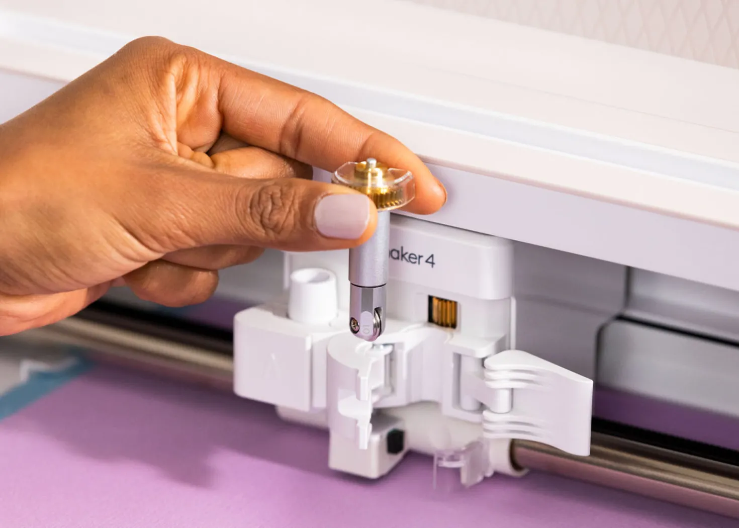 Cricut Maker 4 Essential Bundle Completo
