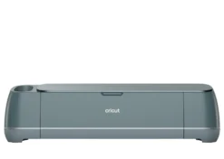 Cricut Maker 4 Essential Bundle