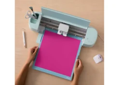Cricut Vinile Permanente Cambia Colore a Caldo Magenta-Rosa 30,5cmx61cm