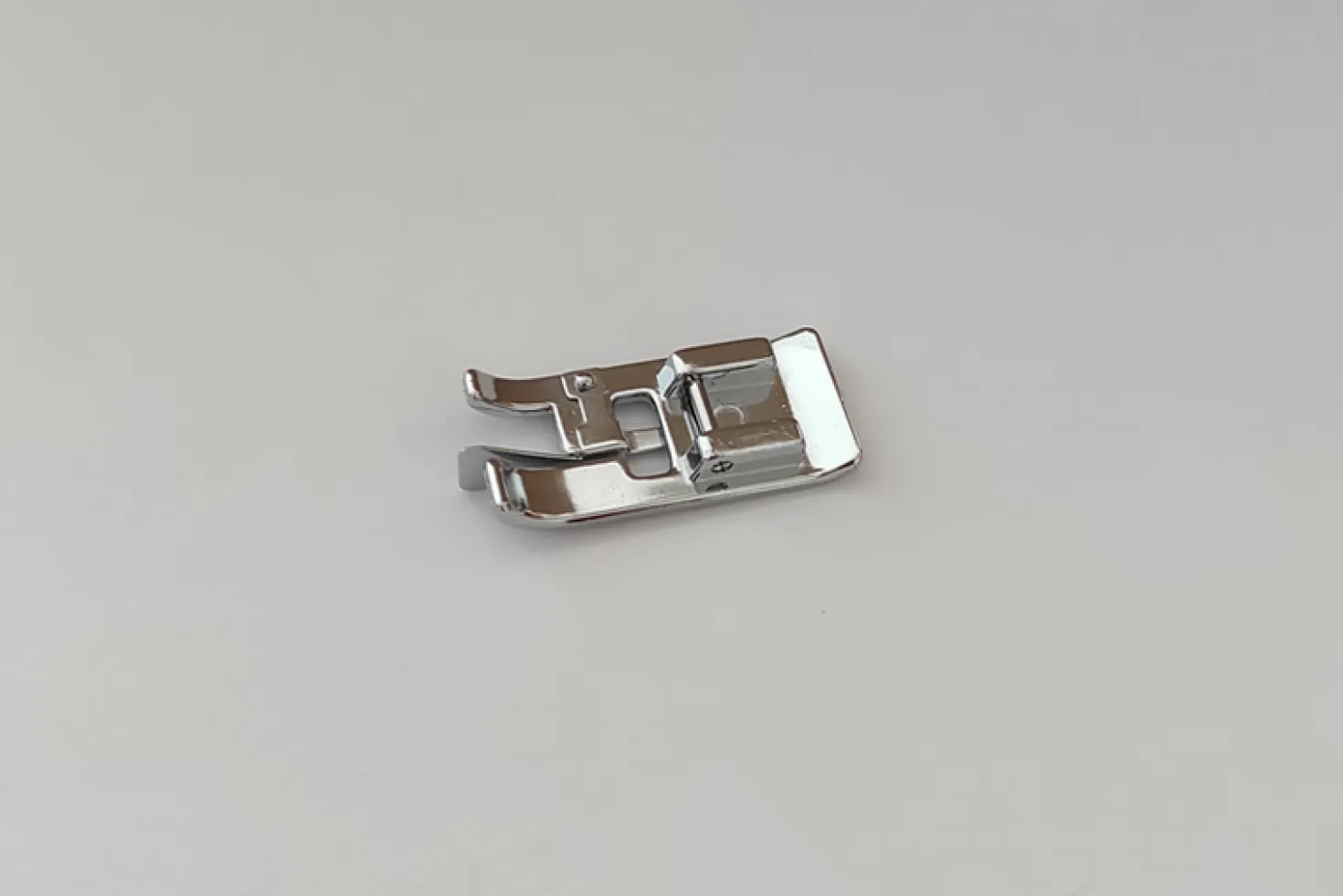 KIT. 15 Piedini universali per macchine oscillanti
