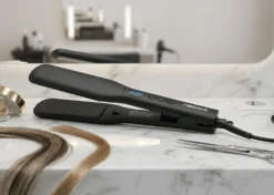 Necchi NC690 Piastra larga in titanio per capelli 72W