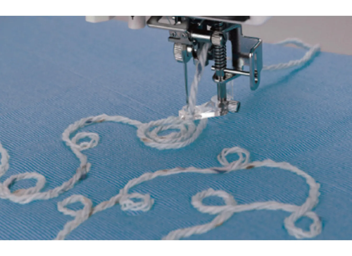 Piedino applicazione filato quilting free motion