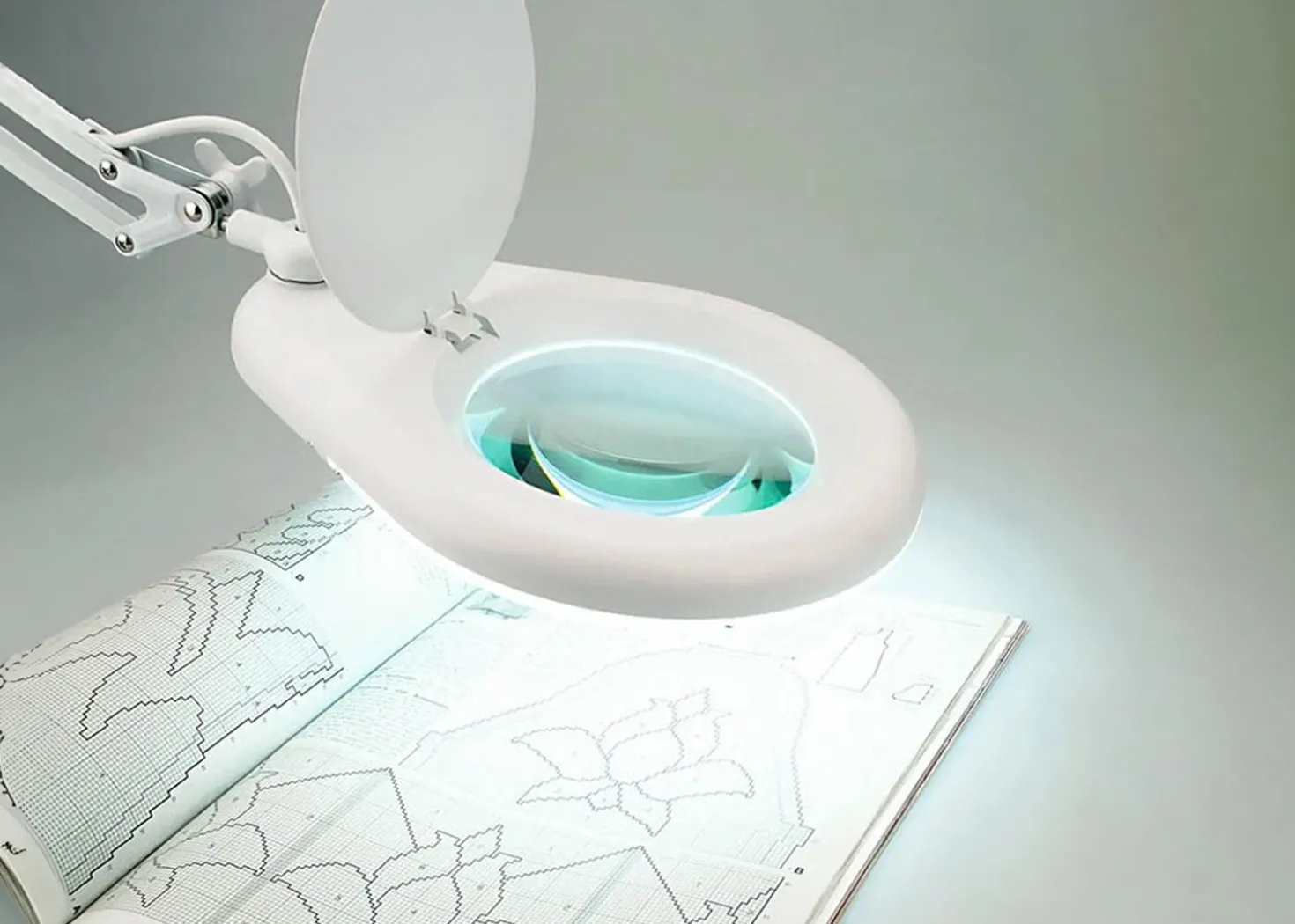 Prym Lente d’Ingrandimento con Lampada e Morsetto ⌀ 12cm
