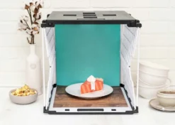 We R Memory Keepers Shotbox Photo Studio Kit