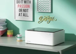 XTool M1 Macchina a Taglio Laser e Plotter da Taglio + Vinile Decorativo per xTool M1 Design “Animali”